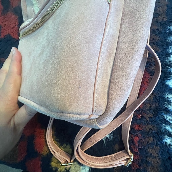 UGG suede backpack with sheepskin logo - Picture 15 of 17